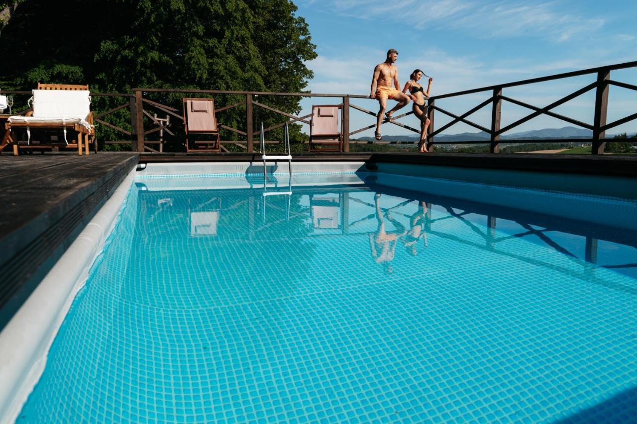 Dwor Sierakow Hotel Ngoại thất bức ảnh